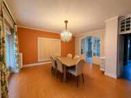 EXCLUSIVITÉ – Le charme de l’ancien, de beaux volumes et un grand jardin — photo 4