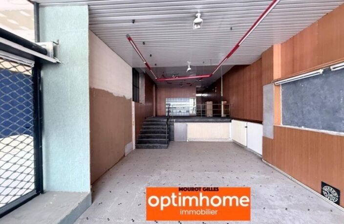 Immeuble de rapport avec commerce et logements – Bruyères centre-ville (88) — photo 2