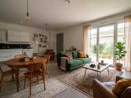 ROBION (84440) – Rare à la vente : Maison de plain-pied avec jardin, terrasse et 2 parkings au cœur du Luberon - 235.000 € — photo 2