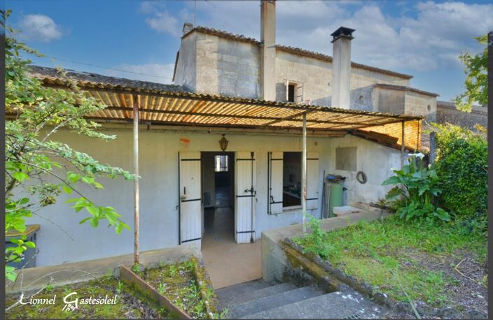 Maison à vendre en pierres avec jardin 6 pièces SAINT LAURENT DES COMBES (33) proche de SAINT EMILION — photo 2