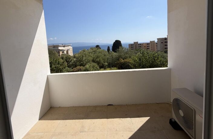 F2 RCE DES ILES IMMEUBLE LE SICILE SANGUINAIRES AJACCIO — photo 5