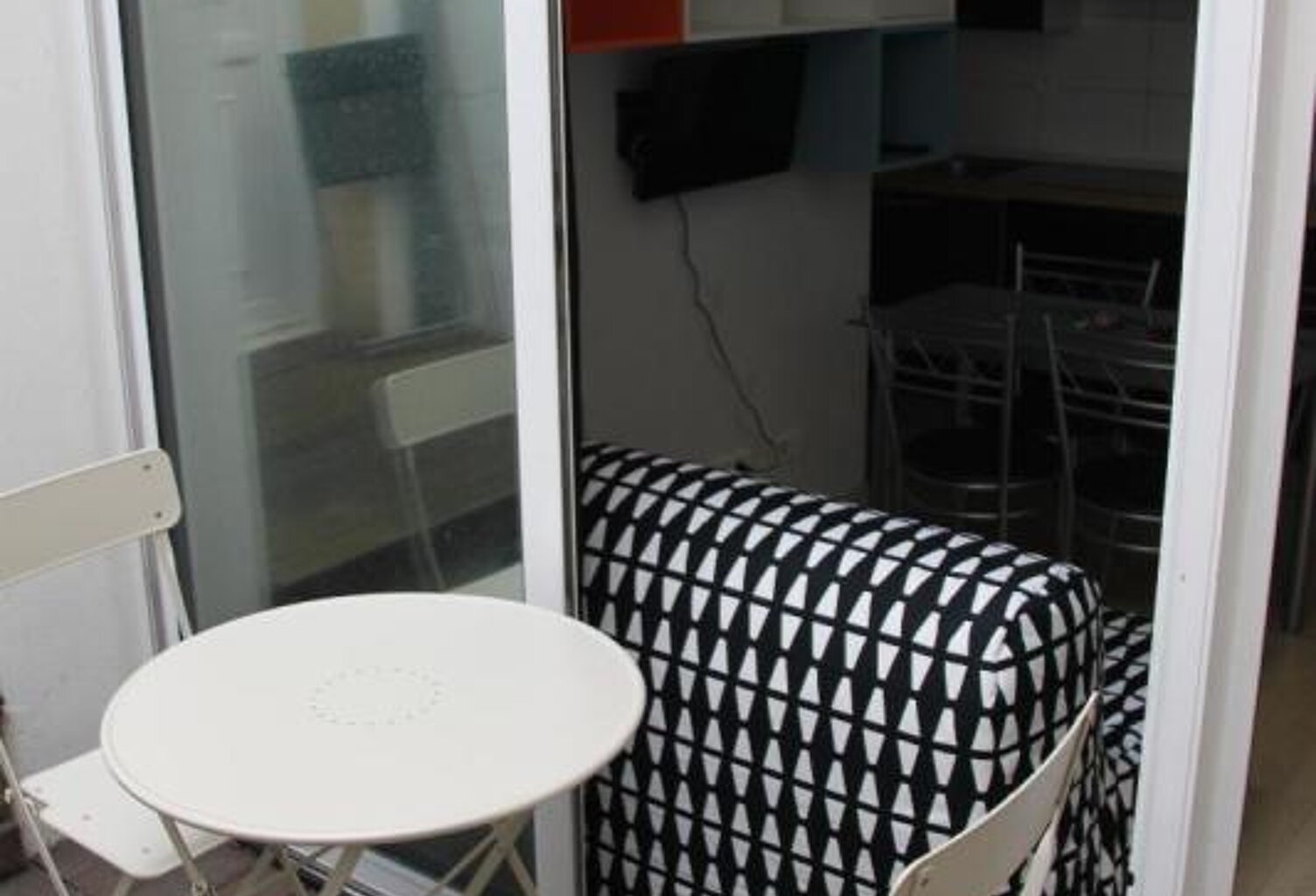 T2 — photo 1