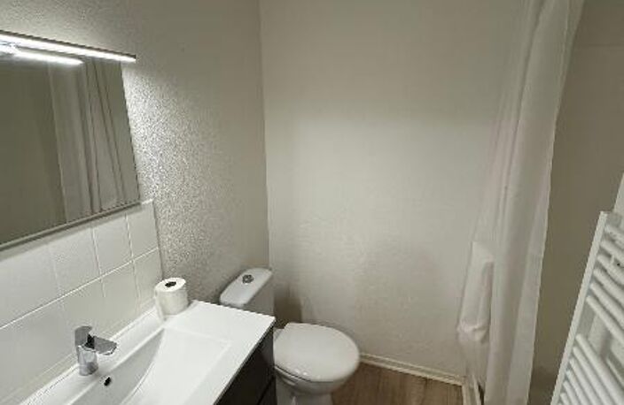 T3 — photo 3