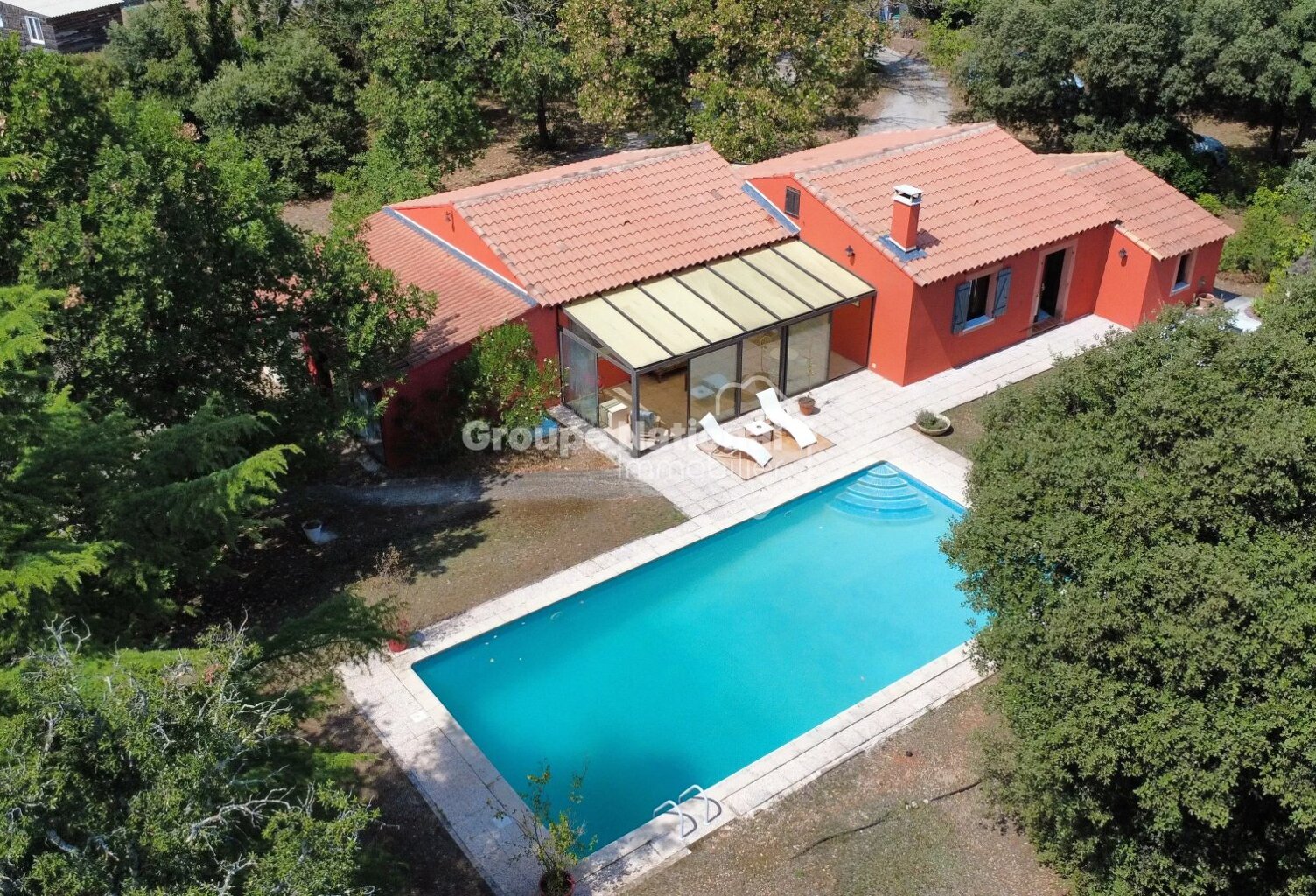 PERNES LES FONTAINES VILLA DE PLAIN PIED SUR TERRAIN DE 4173 m² — photo 1