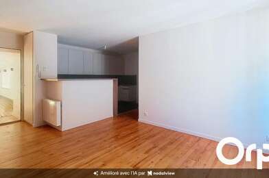 Appartement 3 pièces 560 €