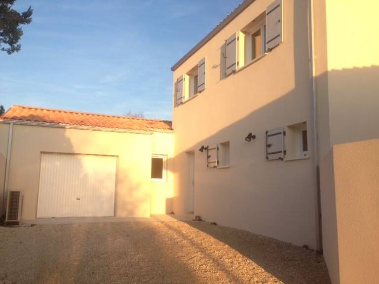 Maison À Louer — photo 1
