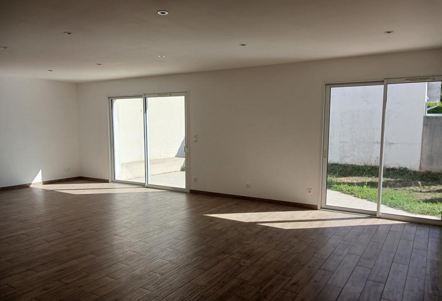Maison À Louer — photo 1