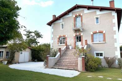Maison 9 pièces 490000 €