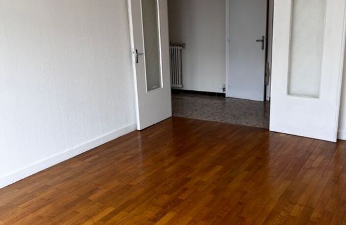 Appartement de 70m2 à louer sur Saint-Étienne — photo 2