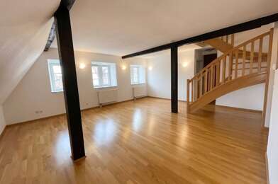Appartement 3 pièces 1309 €