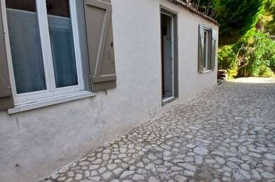 Appartement 3 pièces 1050 €