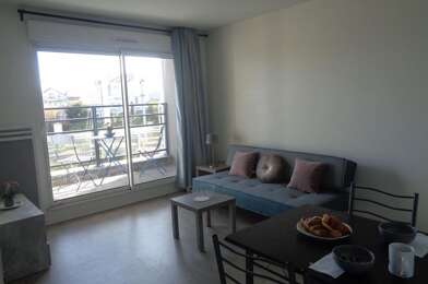 Appartement 2 pièces 830 €