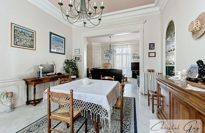 Maison de Maître, coeur de ville MONTVAL-SUR-LOIR (72), 6 chambres, terrain 2090 m² — photo 5