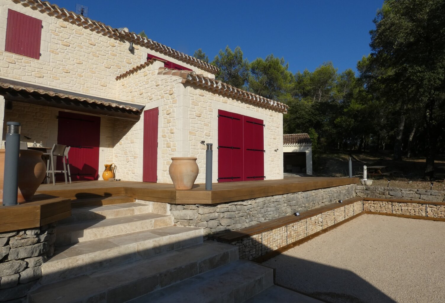 VILLA VACQUIÈRES VUE PANORAMIQUE — photo 1