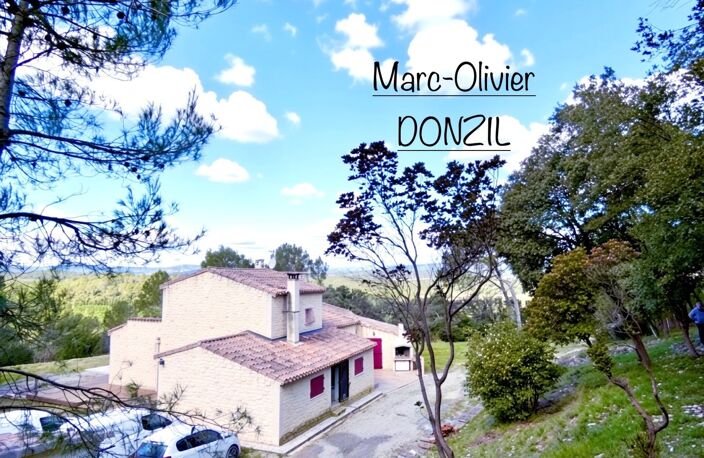 VILLA VACQUIÈRES VUE PANORAMIQUE — photo 4
