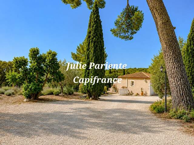 Maison à vendre 6 pièces LA CIOTAT (13)4000 M2 Terrain — photo du bien
