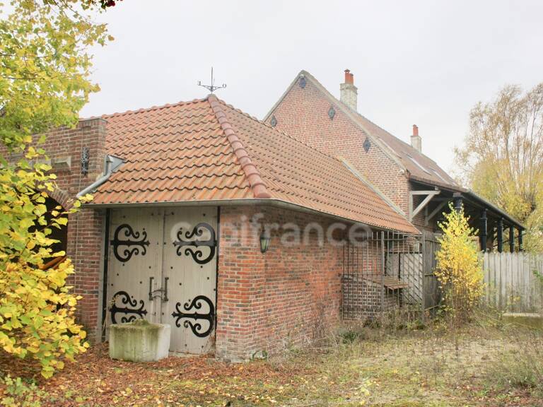 Local/bureau à vendre STEENWERCK (59) Corps de ferme au carré pour un usage mixte sur une parcelle de 27 474 m² — photo 1
