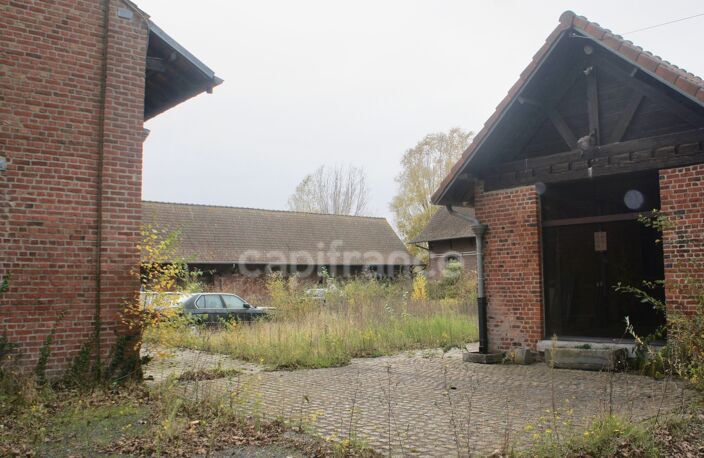 Local/bureau à vendre STEENWERCK (59) Corps de ferme au carré pour un usage mixte sur une parcelle de 27 474 m² — photo 3