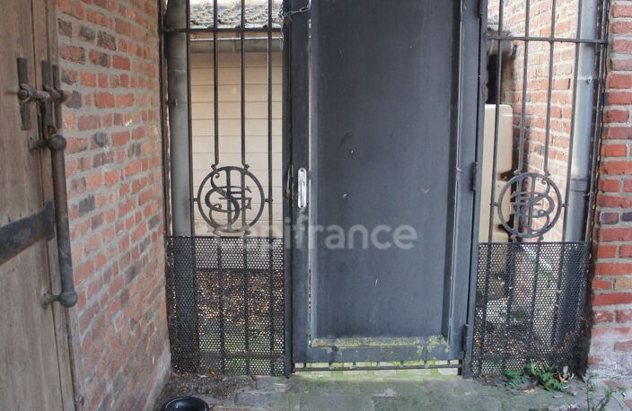 Local/bureau à vendre STEENWERCK (59) Corps de ferme au carré pour un usage mixte sur une parcelle de 27 474 m² — photo 5
