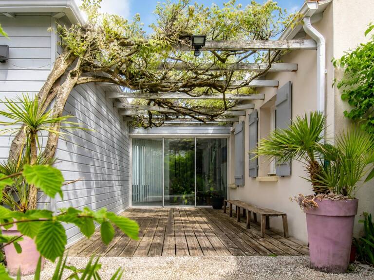 ROYAN – LAC DE LA MÉTAIRIE – VILLA DE PLAIN-PIED T5 – 168 M² — photo 1