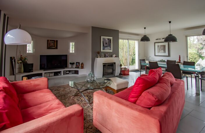 ROYAN – LAC DE LA MÉTAIRIE – VILLA DE PLAIN-PIED T5 – 168 M² — photo 2