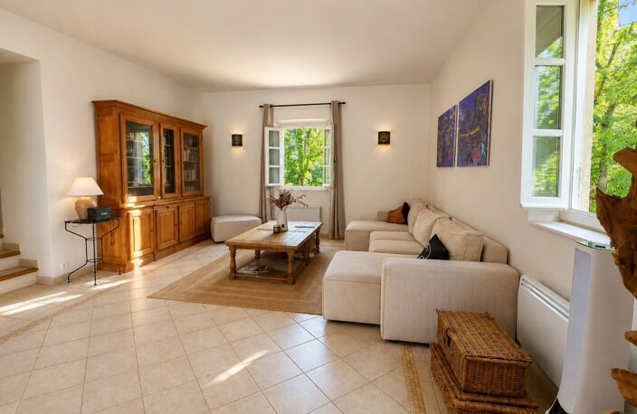 Mas du XVIIIe siècle de 210 m2, piscine, jardin de 6400 m2  OPPEDE (84) — photo 4