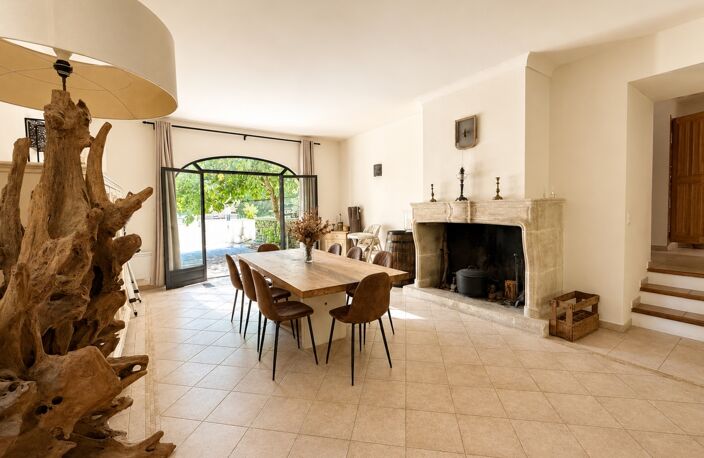 Mas du XVIIIe siècle de 210 m2, piscine, jardin de 6400 m2  OPPEDE (84) — photo 5