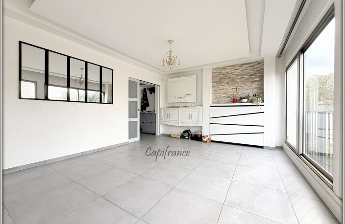 Appartement 4 pièces - 2 places de parking + cave Clichy-sous-bois — photo 3