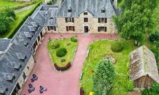 Commerce 26 Pièces 1359 m² à vendre à Sainte-Cécile (50800)
