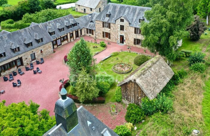 Propriété d’exception en Normandie – Manoir rénové avec dépendances et chapelle — photo 4