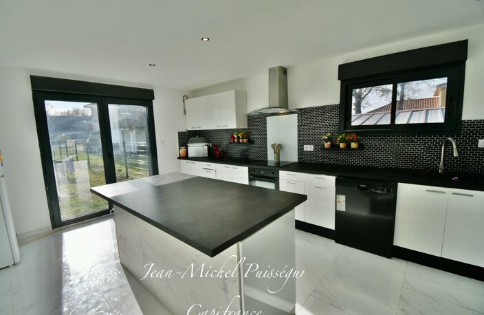 Maison à Vendre 140m2 5 pièces à LABARTHE INARD (31), Terrain 1900m2 — photo 5