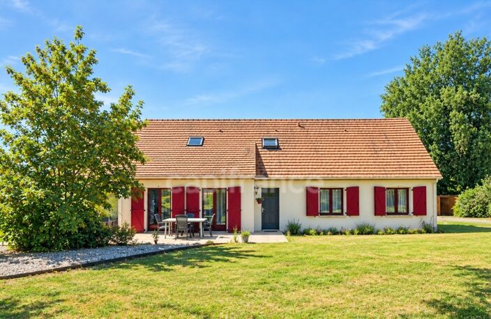 Un véritable espace de vie familial à Lombron : 210 m² et près de 3 000 m² de terrain — photo 2