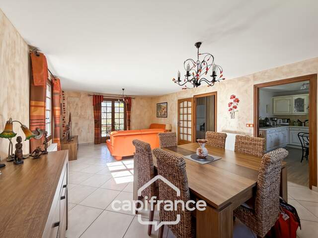 A Vendre Maison de plain-pied – 105 m² environ – Jardin et terrasses – Sans travaux — photo du bien