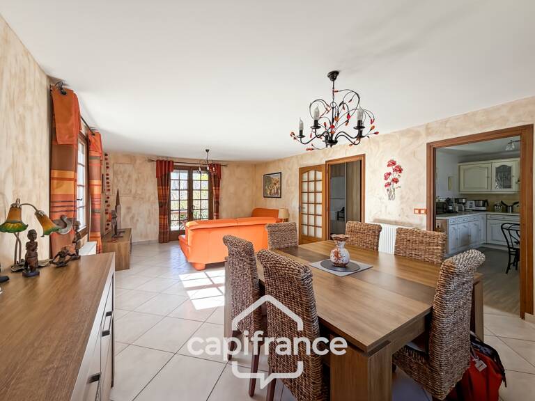 A Vendre Maison de plain-pied – 105 m² environ – Jardin et terrasses – Sans travaux — photo 1