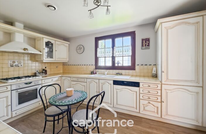 A Vendre Maison de plain-pied – 105 m² environ – Jardin et terrasses – Sans travaux — photo 4