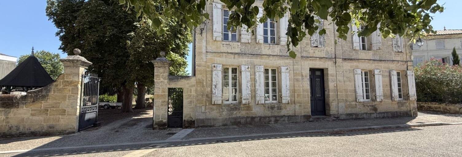 Maison 10 Pièces 252 m² à vendre à Sainte-Terre (33350)