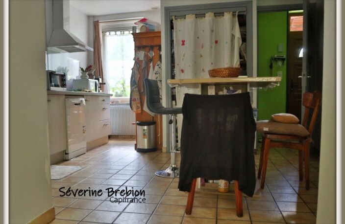 Maison 4 chambres, classée D, terrain à CELLES SUR DUROLLE (63) — photo 5