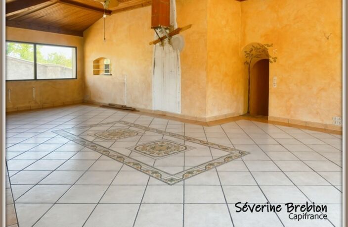 Maison spacieuse, gros potentiel, garage, terrasse – Peschadoires, à 5 min de Thiers — photo 4
