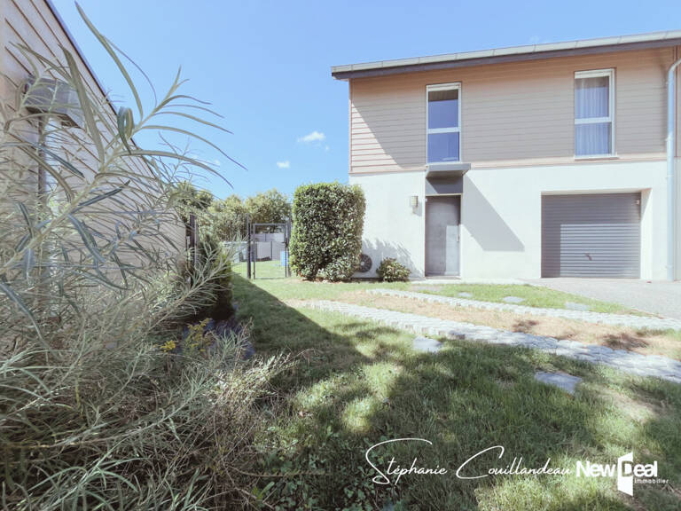 Jolie maison mitoyenne récente à La Biolle — photo 1