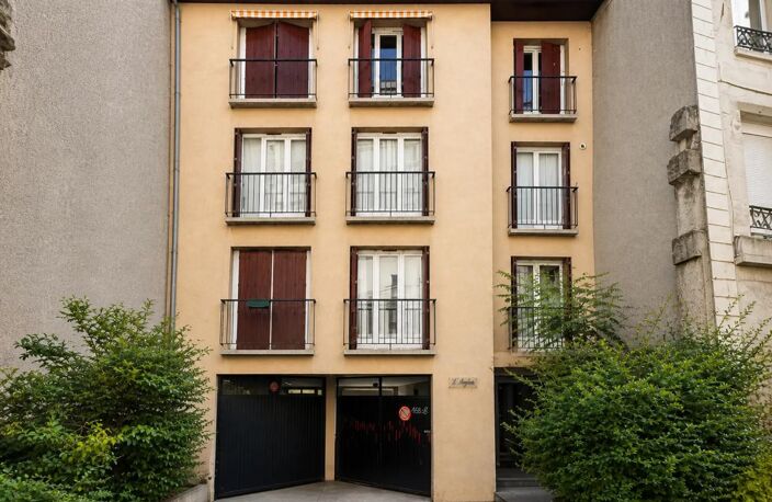 Appartement de 3 pièces de 84 m² à Saint-Étienne — photo 2