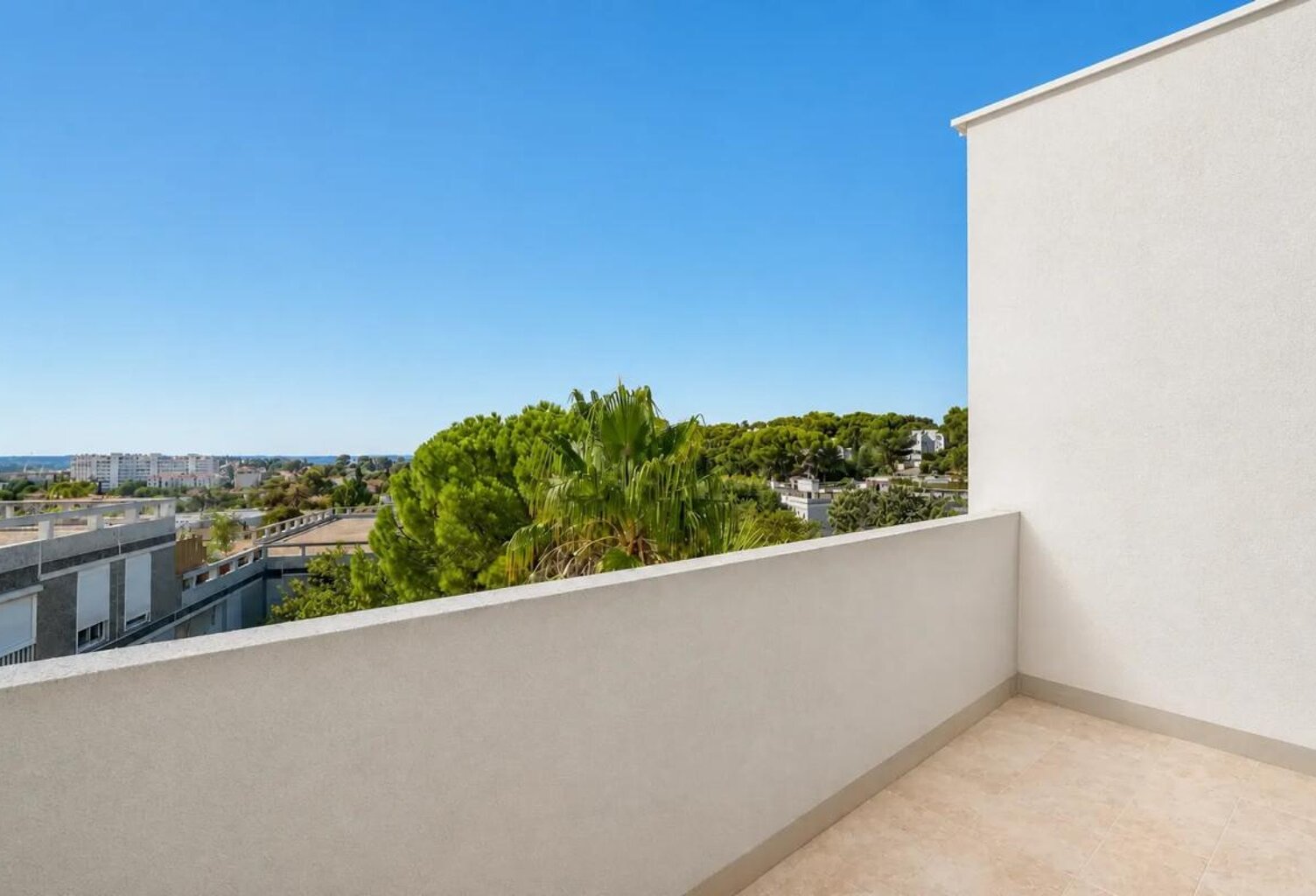 Appartement de 3 pièces de 53 m² à Nîmes — photo 1