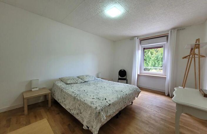 Maison de 5 pièces de 220 m² à Les Portes du Coglais — photo 5