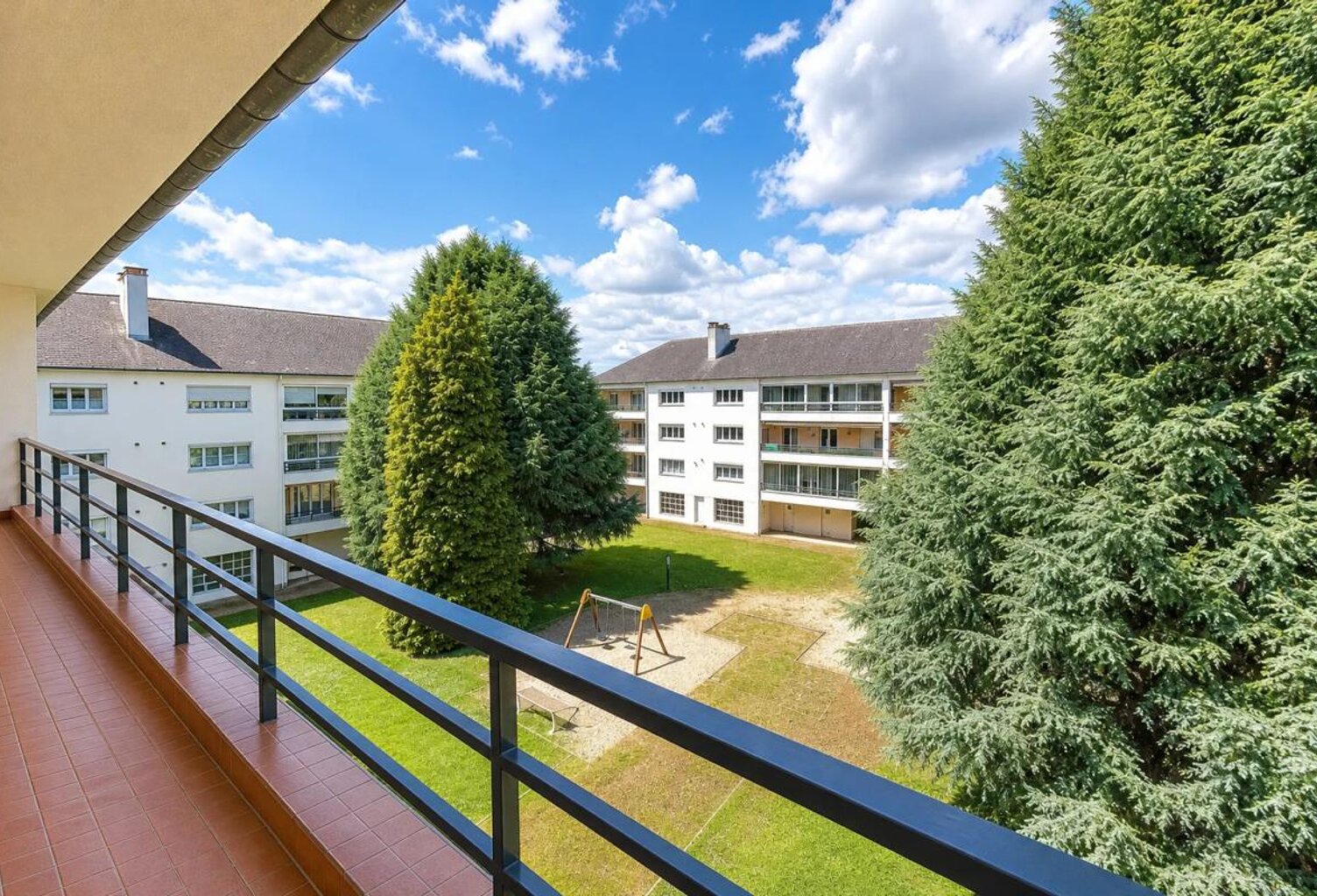 Appartement familial T5 de 112 m², Tours Nord, limite St Cyr — photo 1