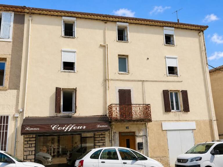Immeuble de 12 pièces de 333 m² à La Grand-Combe — photo 1