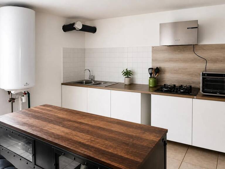 Immeuble de rapport de 12 pièces de 333 m² à La Grand-Combe — photo 1