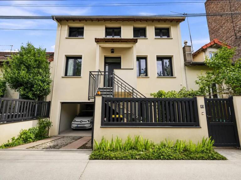 CHÂTILLON – MAISON LUMINEUSE DE 2016– ALLEE PRIVEE – GARAGES — photo 1