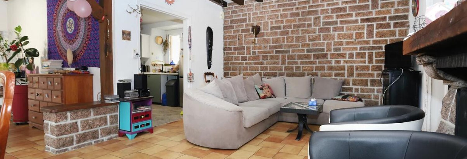 Maison 9 Pièces 183 m² à vendre à Saint-Aubin-du-Cormier (35140)