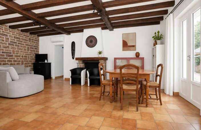 Maison de 9 pièces de 183 m² à Saint-Aubin-du-Cormier — photo 3