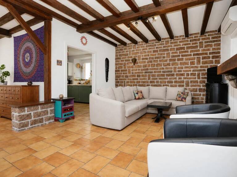Maison de 9 pièces de 183 m² à Saint-Aubin-du-Cormier — photo 1