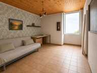 Immeuble de rapport avec 2 appartements, studio, caves et cour — photo 3